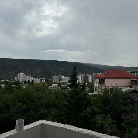 Appartamento Apartament Victoria Tbilisi Esterno foto