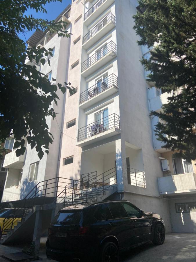 Appartamento Apartament Victoria Tbilisi Esterno foto